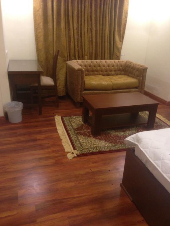 Hotel Diplomat איסלמאבד מראה חיצוני תמונה
