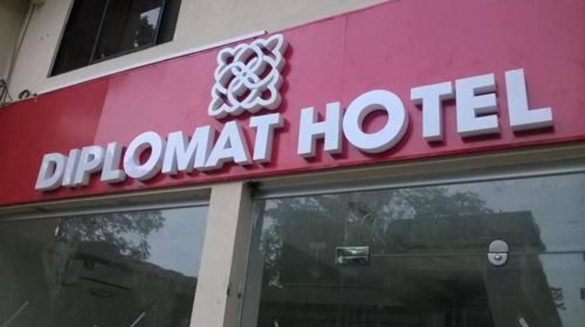 Hotel Diplomat איסלמאבד מראה חיצוני תמונה