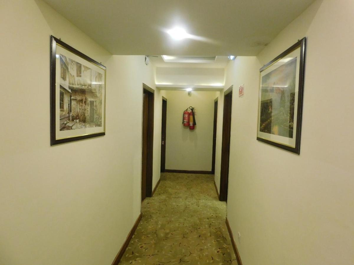 Hotel Diplomat איסלמאבד מראה חיצוני תמונה