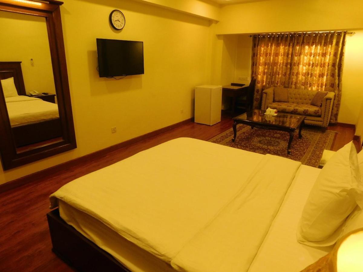 Hotel Diplomat איסלמאבד מראה חיצוני תמונה