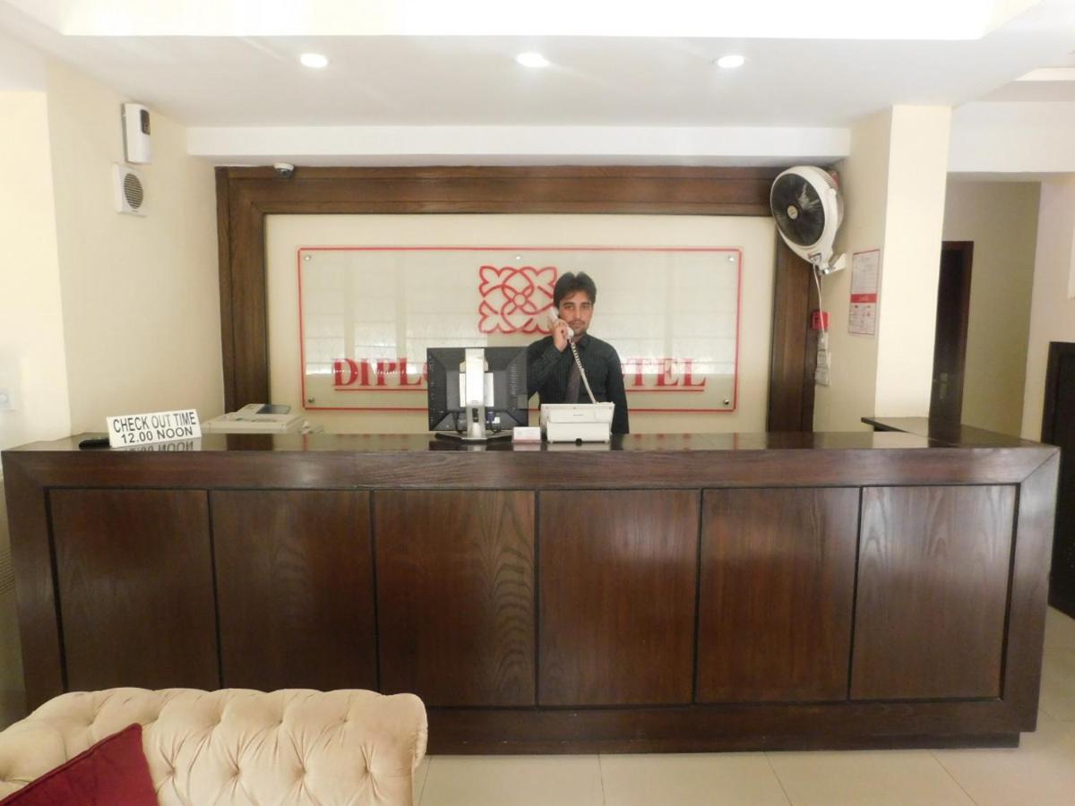 Hotel Diplomat איסלמאבד מראה חיצוני תמונה