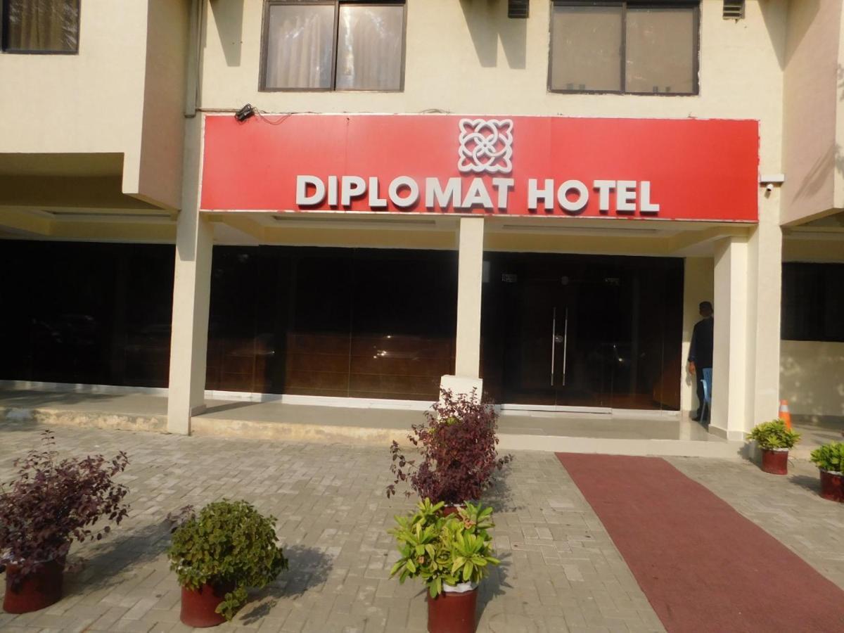 Hotel Diplomat איסלמאבד מראה חיצוני תמונה