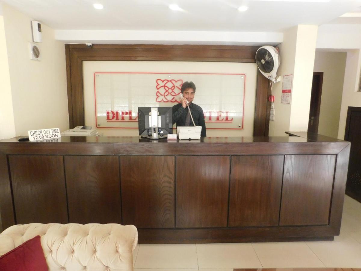 Hotel Diplomat איסלמאבד מראה חיצוני תמונה